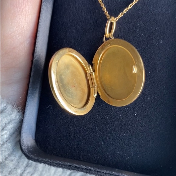 Tiffany Gold Oval Locket Necklace - Picture 3 of 9